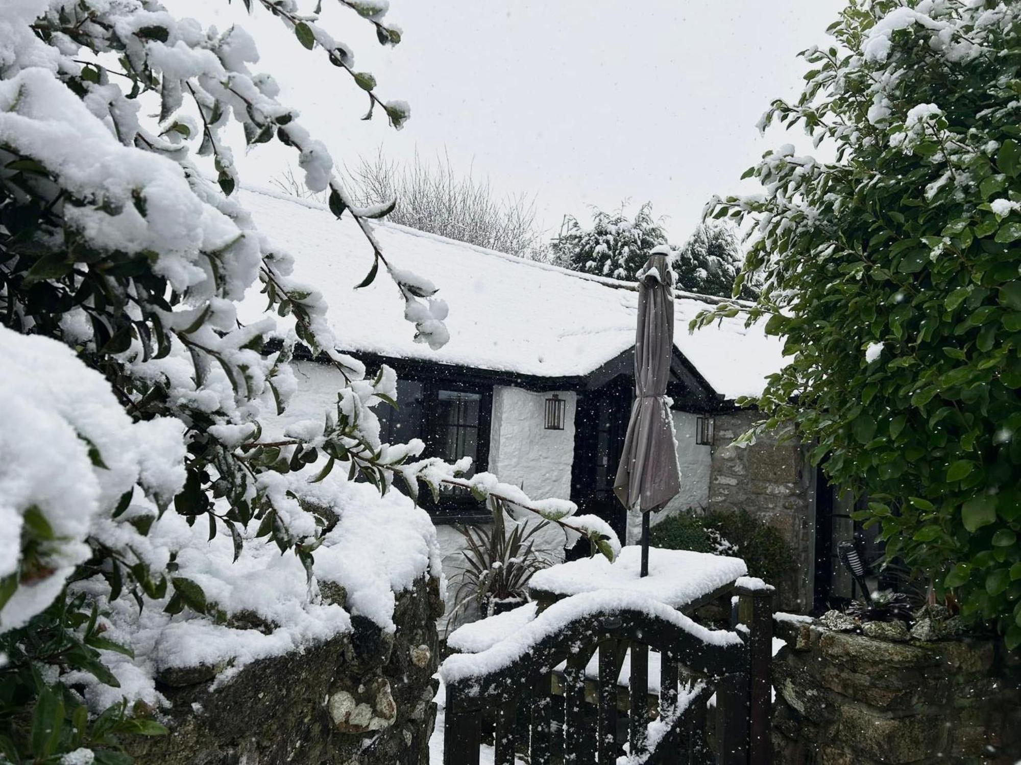 Hallagenna Cottages Bodmin Extérieur photo