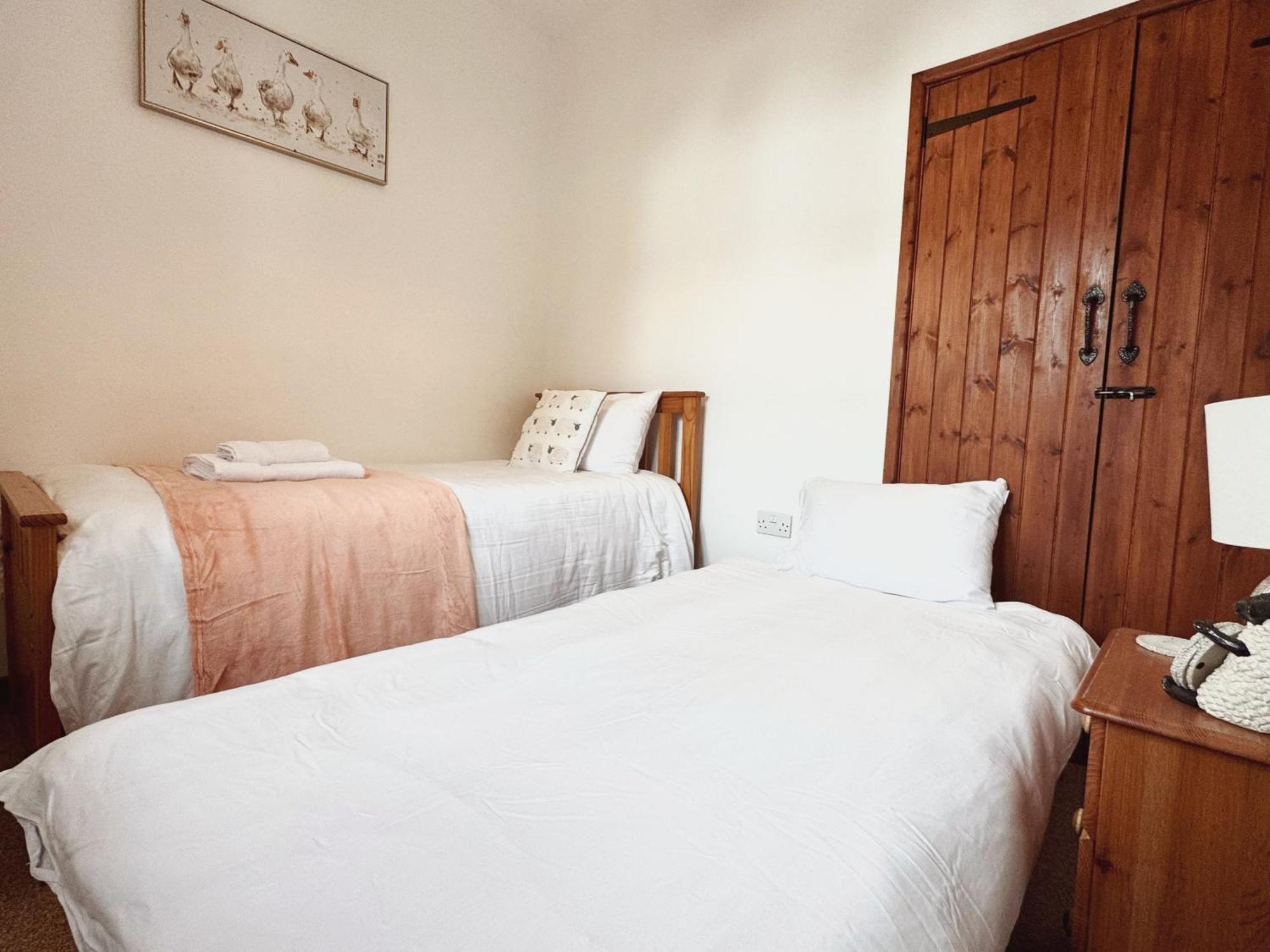 Hallagenna Cottages Bodmin Extérieur photo