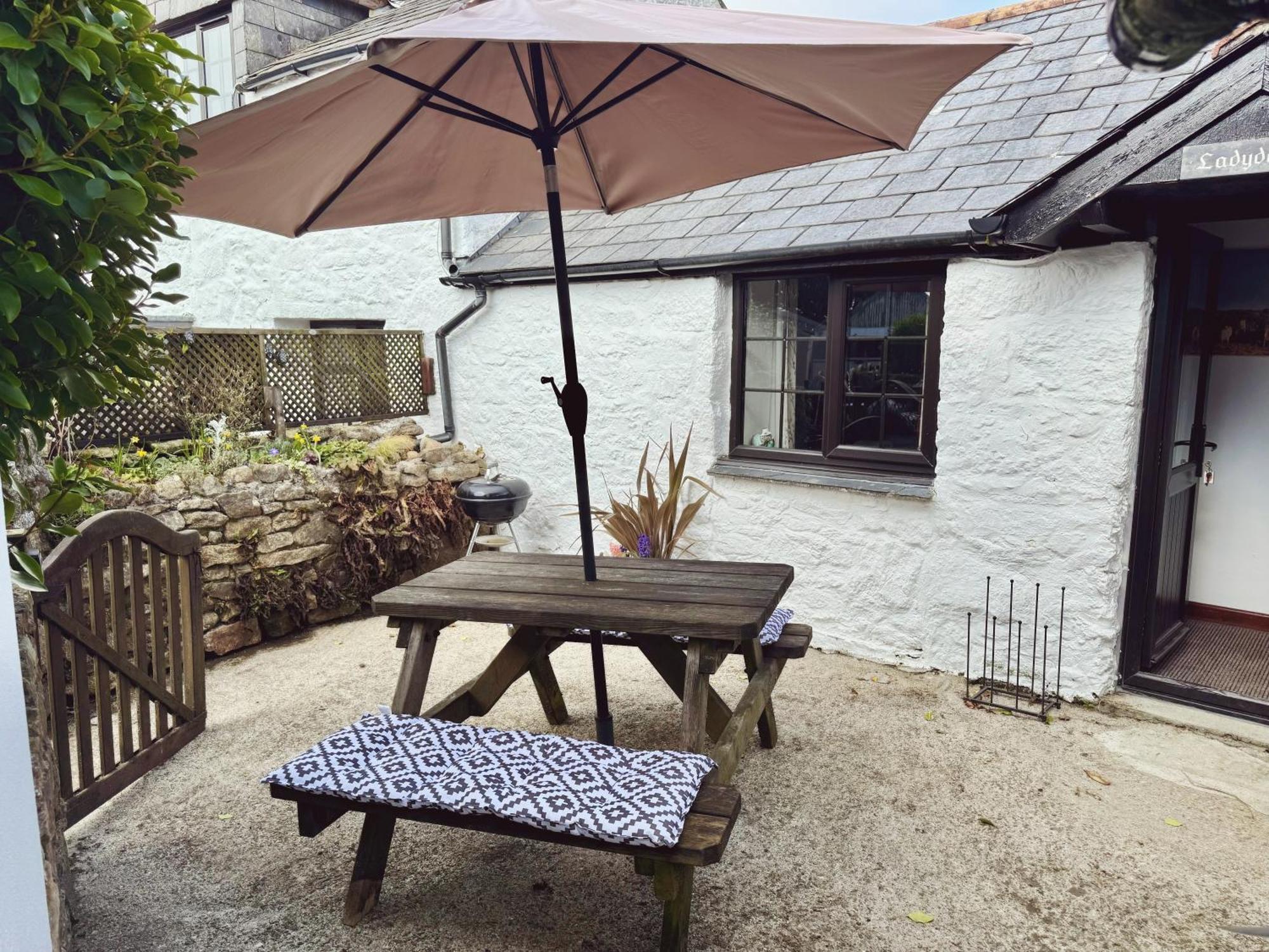 Hallagenna Cottages Bodmin Extérieur photo